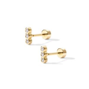 True gold and brass electroplating. Unique and niche design. Set with zirconia. Handmade flower-shaped earrings.