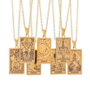 New 22-piece European-American Tarot card-themed square pendant necklace