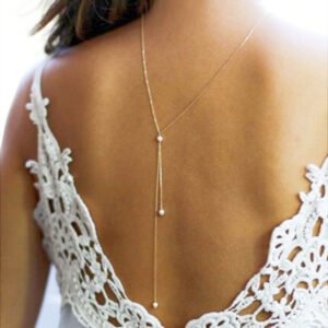 Simple and sexy creative women's personalized jewelry. Versatile fringed pearl back chain necklace.