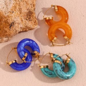 European and American fashion niche retro best-selling earrings. Stainless steel plated with 18K gold acrylic round ring tube C-shaped earrings for women.