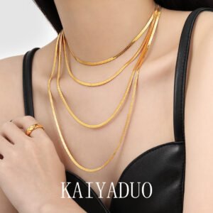 Simple flat snake bone chain plain link necklace for women, featuring elegant personality and versatile style. Gold-plated titanium steel collar chain