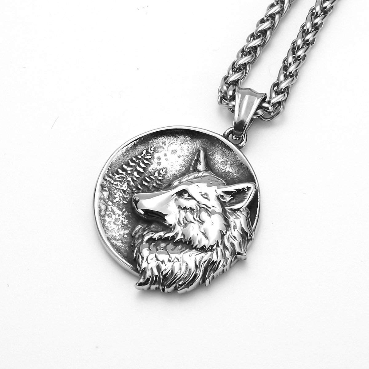 Retro double-faced wolf-head titanium steel pendant for men, with an elegant European style and fashionable charm. Made of stainless steel, this pendant is a great accessory for necklaces.
