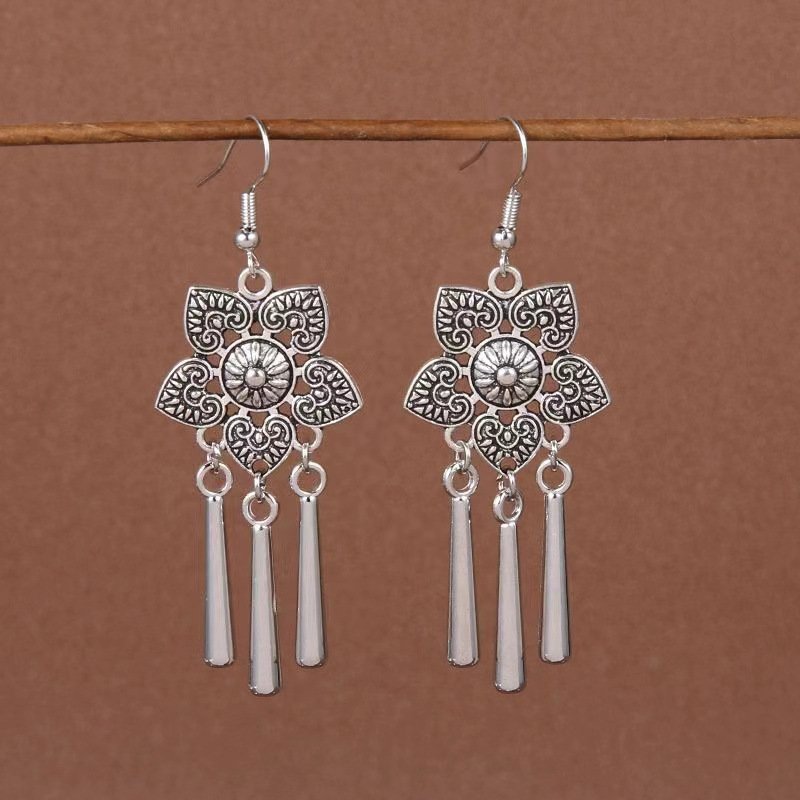 Exotic style earrings - Retro, artistic, classical and dignified ear hooks, versatile and with hollow dangling pendant earrings - Image 3