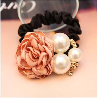 Lady-style hair accessory resembling a pearl rose hair tie for braiding hair. Perfect for female internet celebrities or adults who want a cute hairstyle accessory. - Image 3